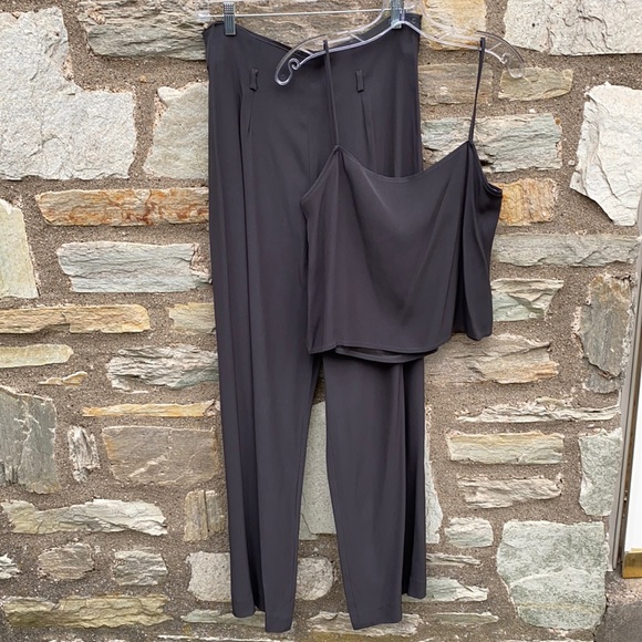 Paule Vasseur Jacket, Tank + Pants - Picture 2 of 11